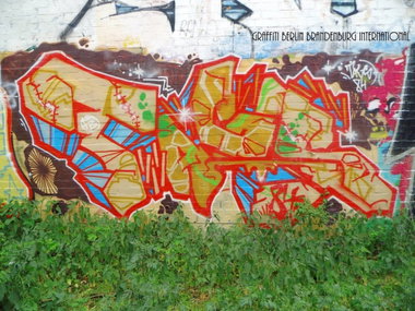 Graffiti Wall - Photo by GBBI - tags, berlin, tags84