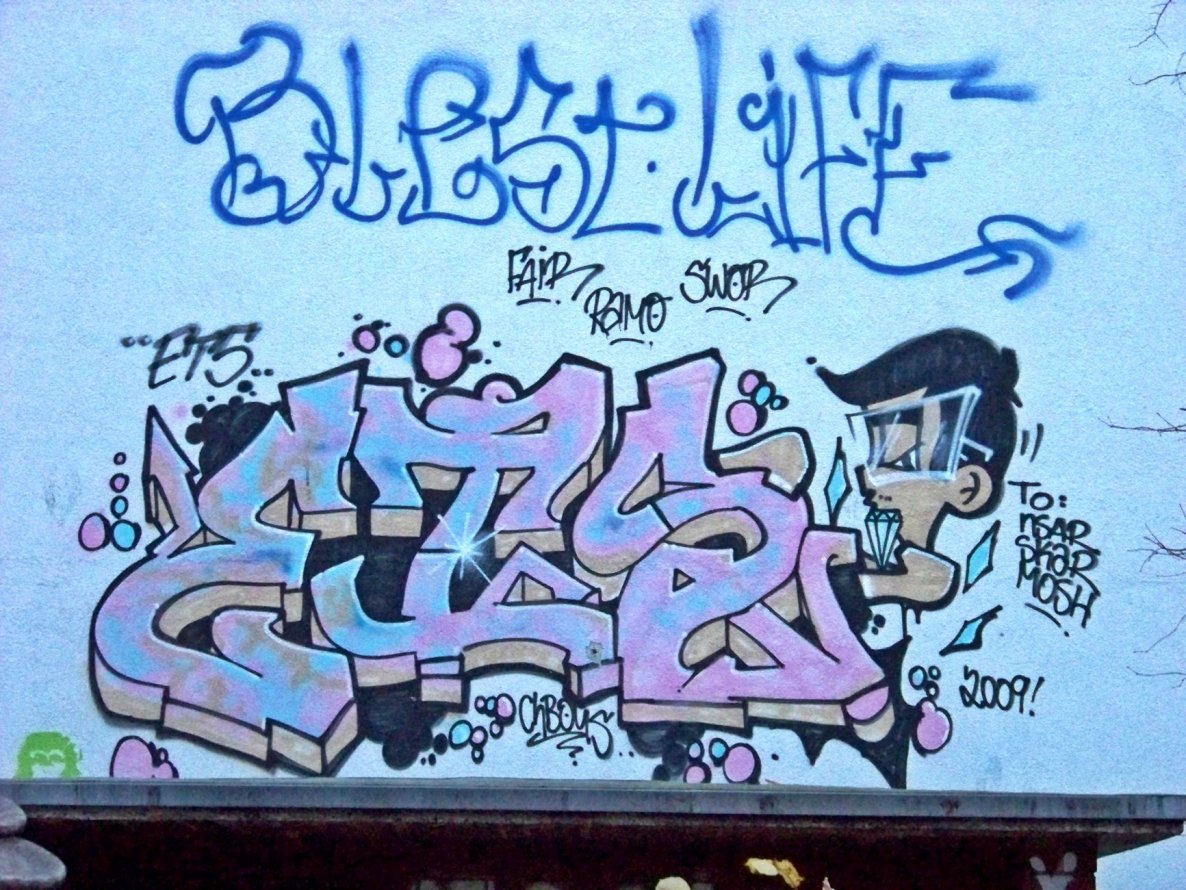 Graffiti Wall - Photo by GBBI - ets, berlin