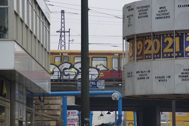 Graffiti Train - Photo by GBBI - ogs, sbahn, berlin