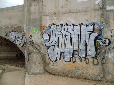 Graffiti Bombing - Photo by GBBI - sorone, sor, teneriffe