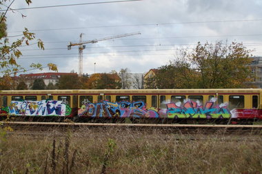 Graffiti Train - Photo by GBBI - Berlin, rotze, 198
