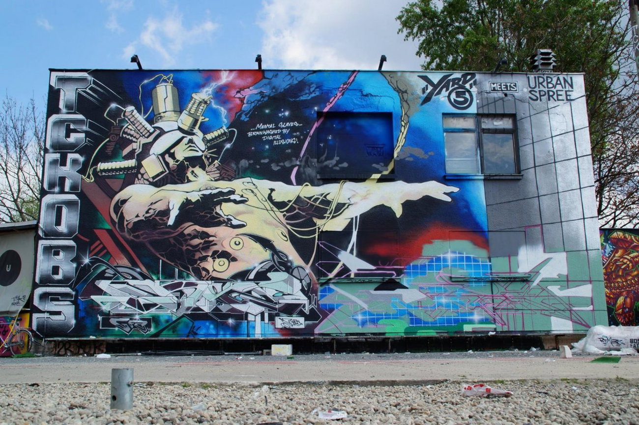 Graffiti Wall - Photo by GBBI - tck, obs, berlin
