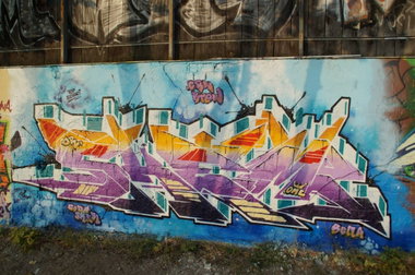 Graffiti Wall - Photo by GBBI - skem, crn, berlin