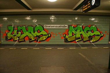 Graffiti Wall - Photo by GBBI - luxus, daos, berlin