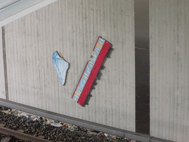 Graffiti Street Art - Photo by GBBI - sbahn, eisberg, berlin