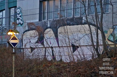 Graffiti Bombing - Photo by GBBI - bad, berlin, dkm