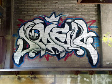Graffiti Wall - Photo by GBBI - omek., omec, ewos