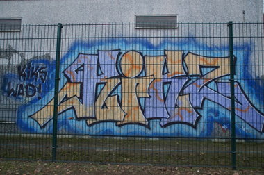 Graffiti Wall - Photo by GBBI - kickz, wad, berlin