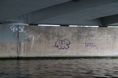 Graffiti Bombing - Photo by GBBI