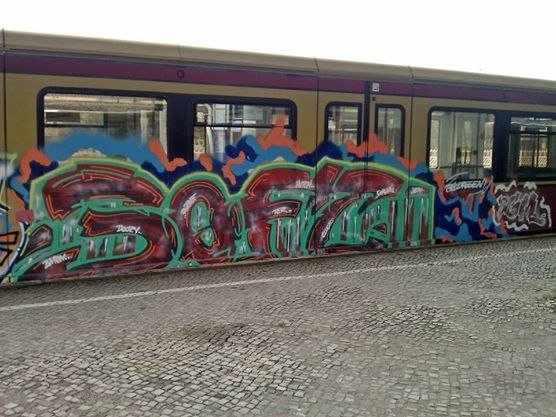 Graffiti Wall - Photo by GBBI - soft, sbahn, berlin