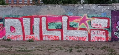 Graffiti Photo by GETO95