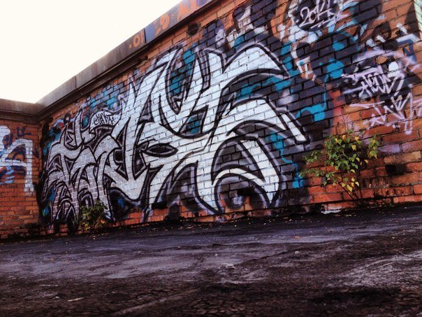 Graffiti Bombing in Pushkin - Photo by GHO5T (2014)