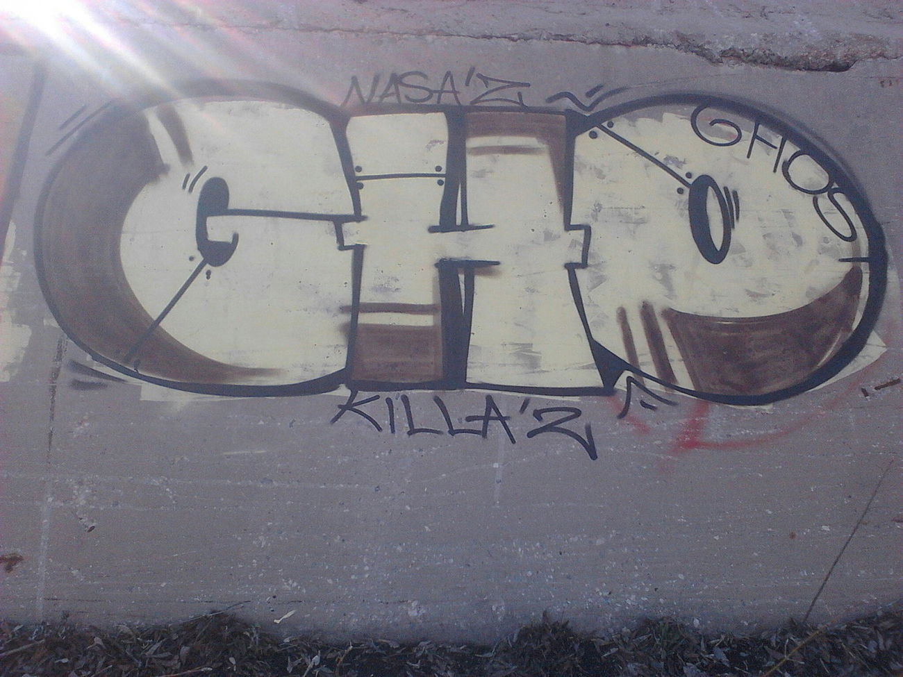 Graffiti Bombing - Photo by GHOSTREVERT