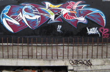 Graffiti Wall - Photo by GODSER - GODSER, PIECE, 2011 (2011)