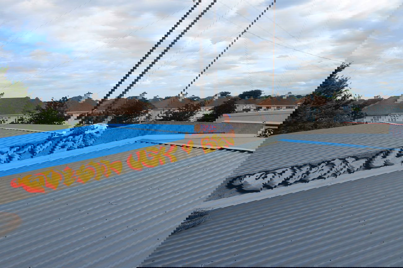 Graffiti Bombing in Antarctica - Photo by GODSER - godser, throwup, ben (2013)