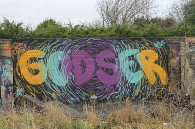 Graffiti Bombing - Photo by GODSER - godser, ugk, piece (2015)