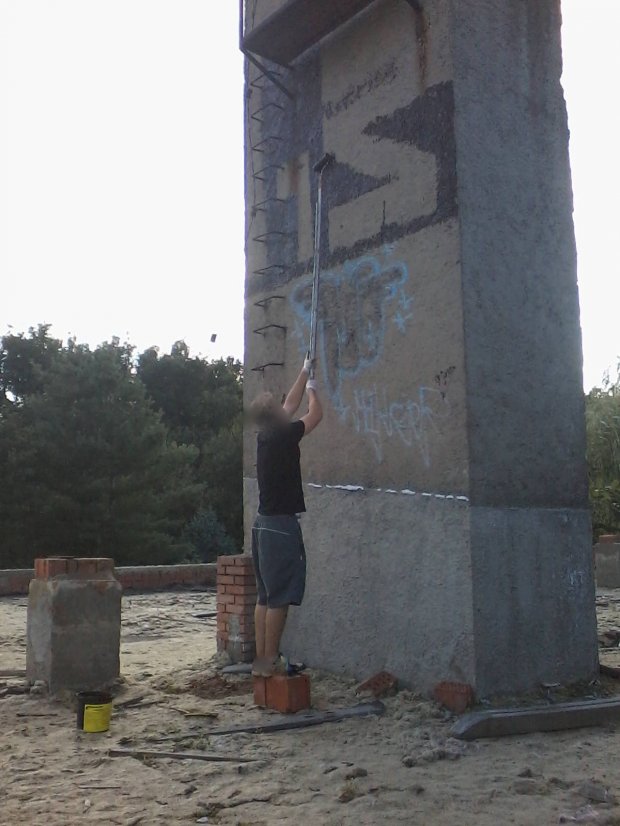 Graffiti Bombing - Photo by GROBIANS - GROBIANS (2014)