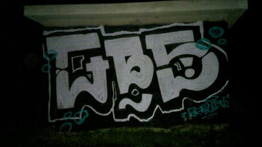 Graffiti Bombing - Photo by GROBIANS - Grobians, GBS (2014)