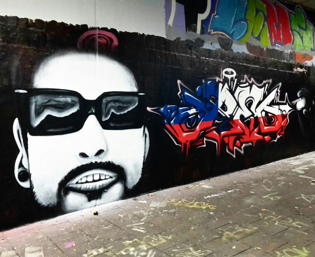 Graffiti Wall - Photo by GSBCrew - oreo, gsb