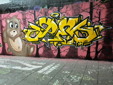 Graffiti Wall - Photo by GSBCrew - Oreo, gsb