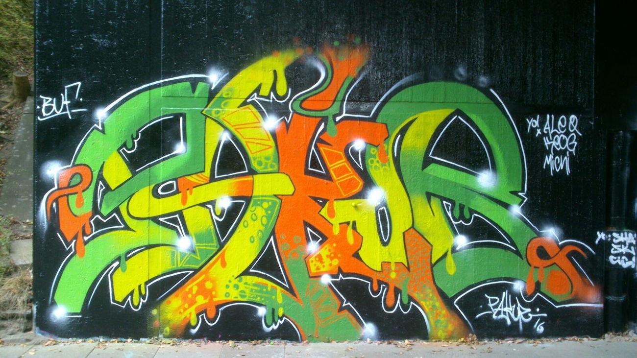 Graffiti Wall - Photo by GSBCrew - pakur, gsb