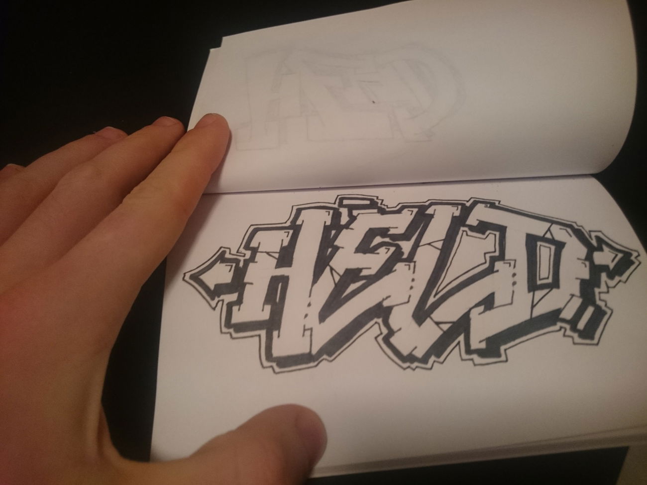 Graffiti Sketch - Photo by GSBCrew - Held, gsb