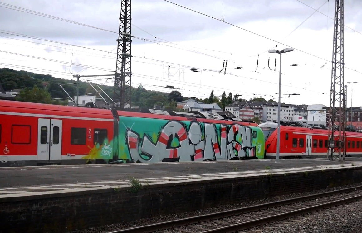 Graffiti Train - Photo by GUETERSLOW - ains (2018)