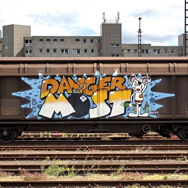 Graffiti Train - Photo by GUETERSLOW - jbcb (2016)