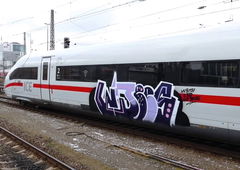 Graffiti Train - Photo by GUETERSLOW