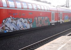 Graffiti Train - Photo by GUETERSLOW