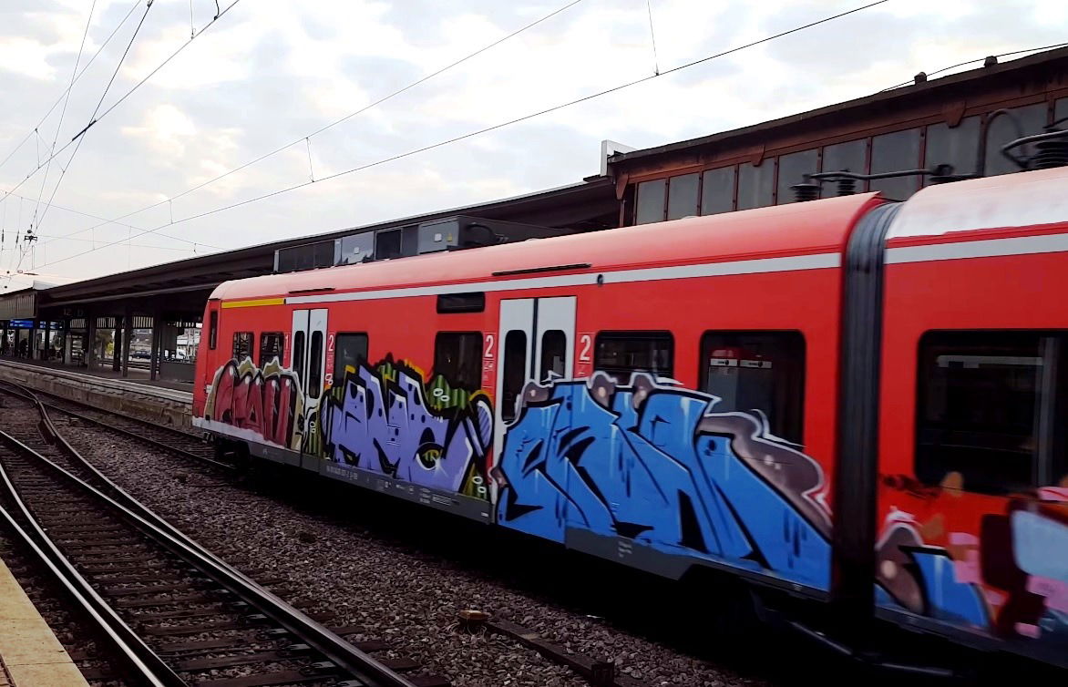 Graffiti Train - Photo by GUETERSLOW (2018)