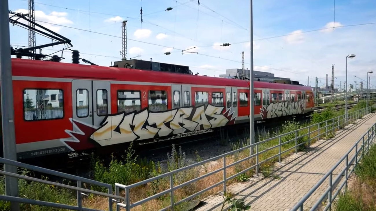 Graffiti Train - Photo by GUETERSLOW (2019)
