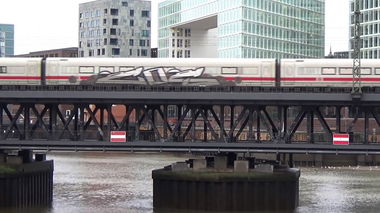 Graffiti Train - Photo by GUETERSLOW - cos (2018)