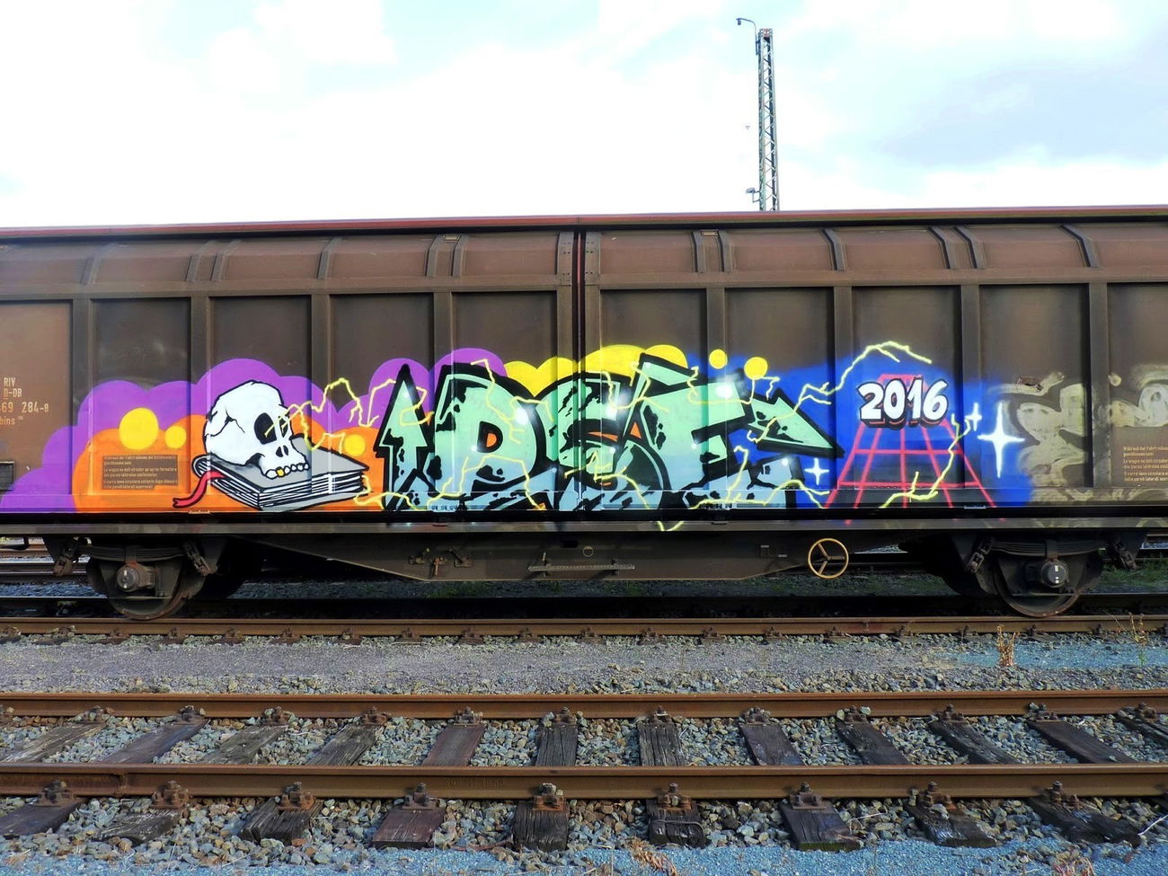 Graffiti Train - Photo by GUETERSLOW (2016)