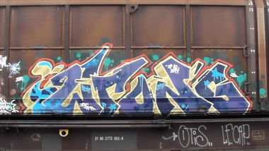 Graffiti Train - Photo by GUETERSLOW