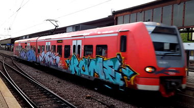 Graffiti Train - Photo by GUETERSLOW (2018)