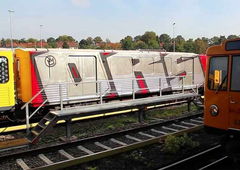 Graffiti Train - Photo by GUETERSLOW