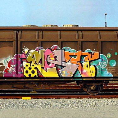Graffiti Train - Photo by GUETERSLOW - jbcb (2016)