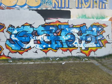 Graffiti Wall - Photo by GZKS (2014)