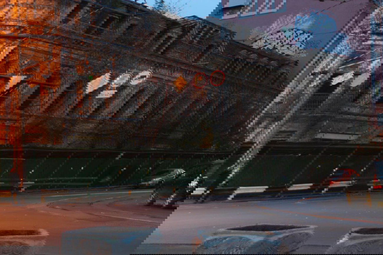 Graffiti Bombing in Kyiv - Photo by Garchefskiy - chfs