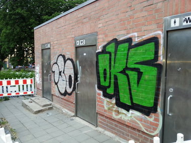 Graffiti Bombing - Photo by GaunerZwoSiem - 130, OKS