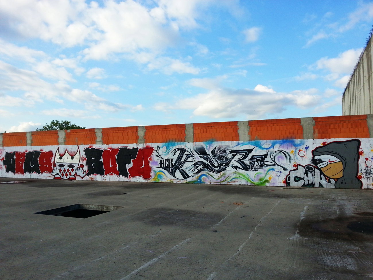 Graffiti Wall - Photo by GaunerZwoSiem