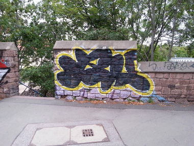 Graffiti Bombing - Photo by GaunerZwoSiem - Izu
