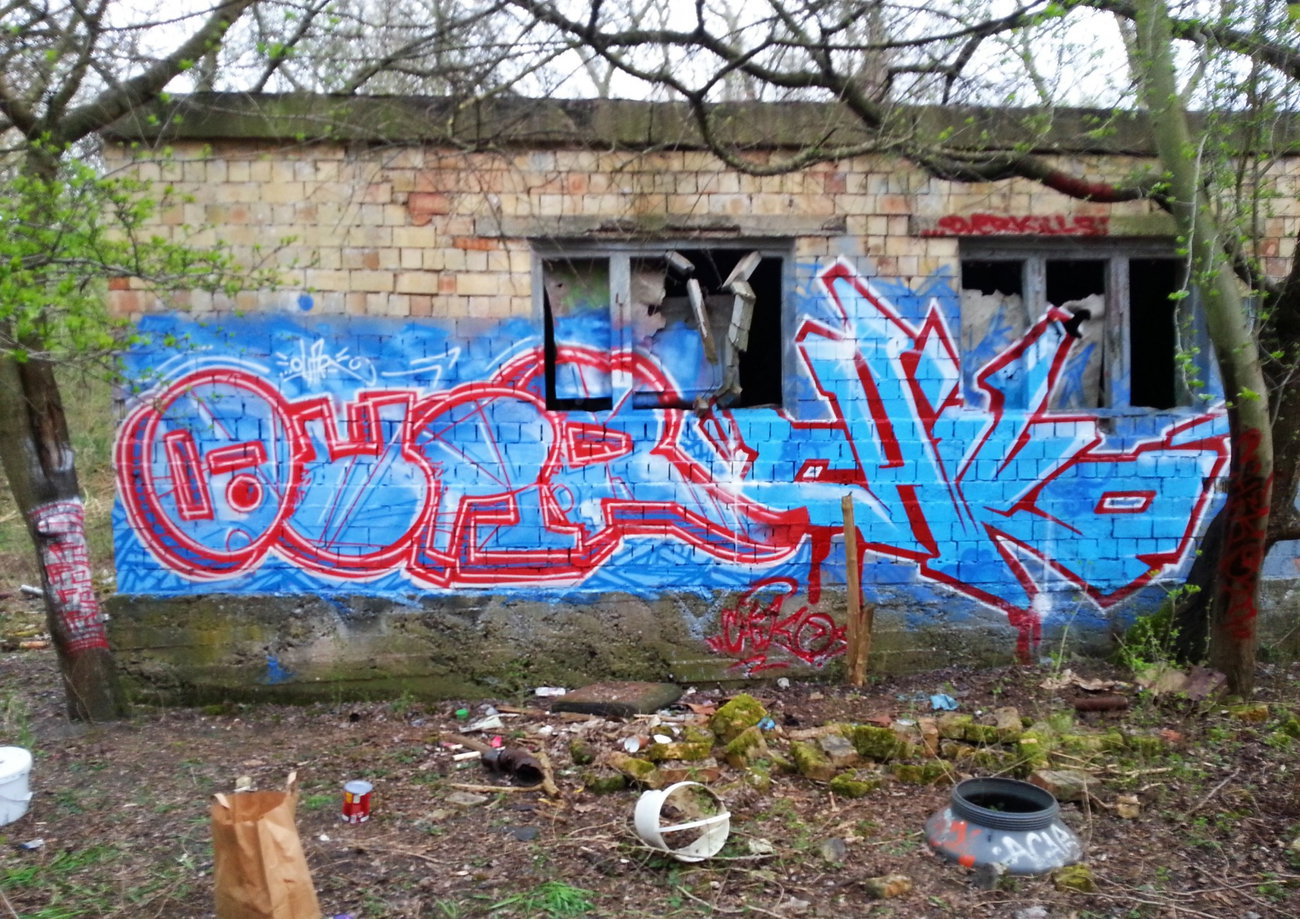 Graffiti Wall - Photo by GaunerZwoSiem - Chiko27, OKS, Ovar (2015)