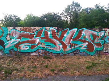 Graffiti Wall - Photo by GaunerZwoSiem