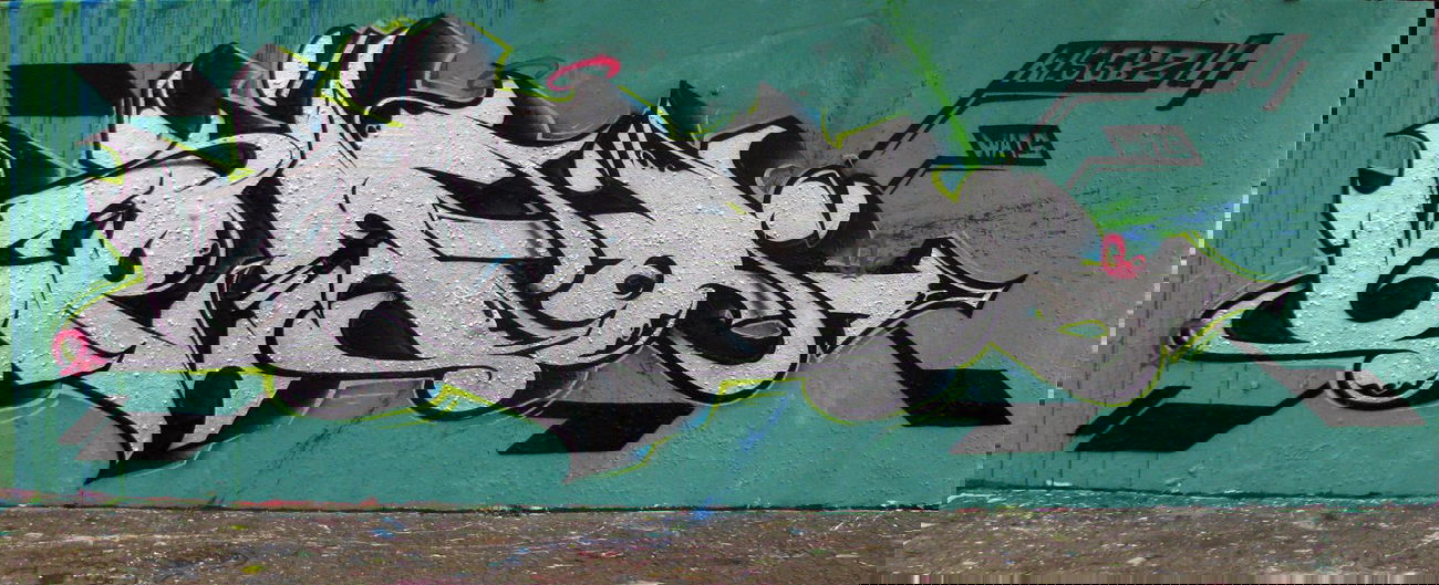 Graffiti Wall - Photo by GekoOne