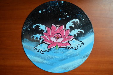 Graffiti Artwork - Photo by Geoz - lotos, japan, pink (2015)