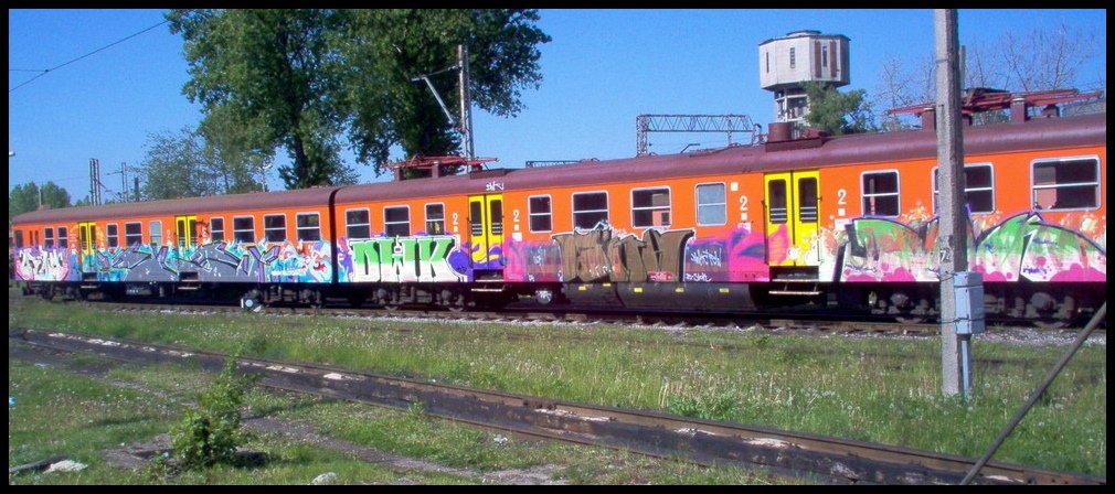 Graffiti Train in Bia?ystok - Photo by GerdemGerdem - fuck, the, buff!! (2004)