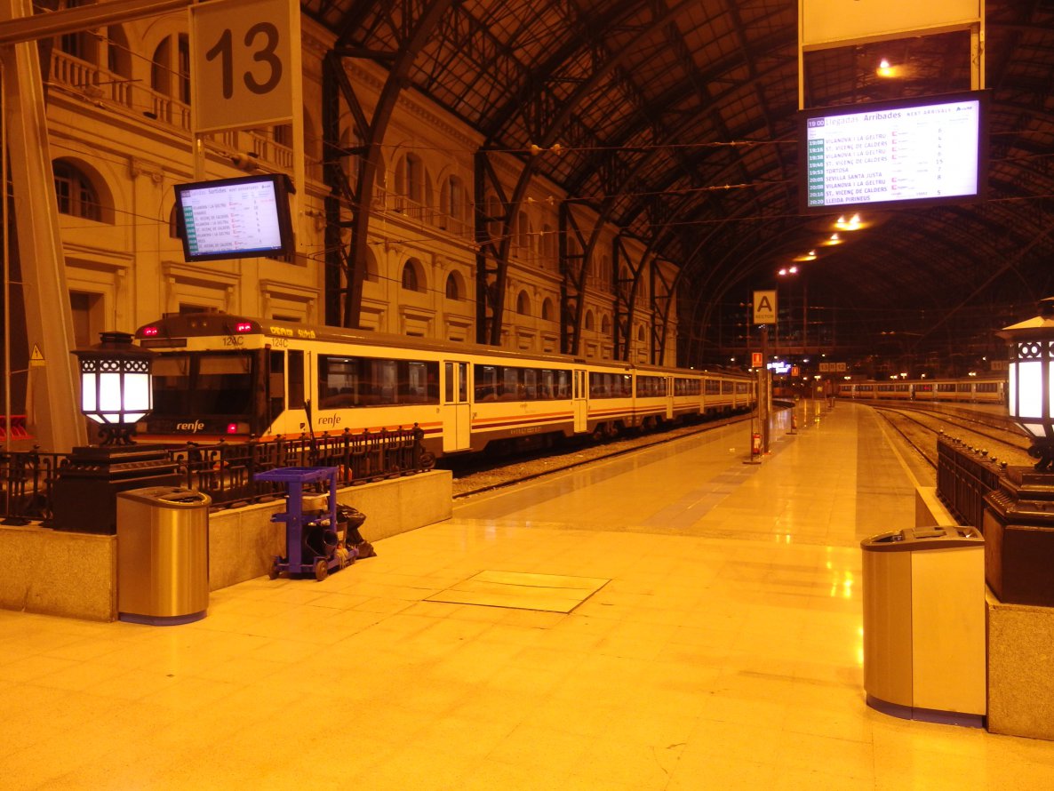 Graffiti Artwork in Madrid - Photo by GerdemGerdem