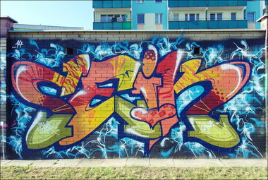 Graffiti Artwork in Ma?kinie - Photo by GerdemGerdem